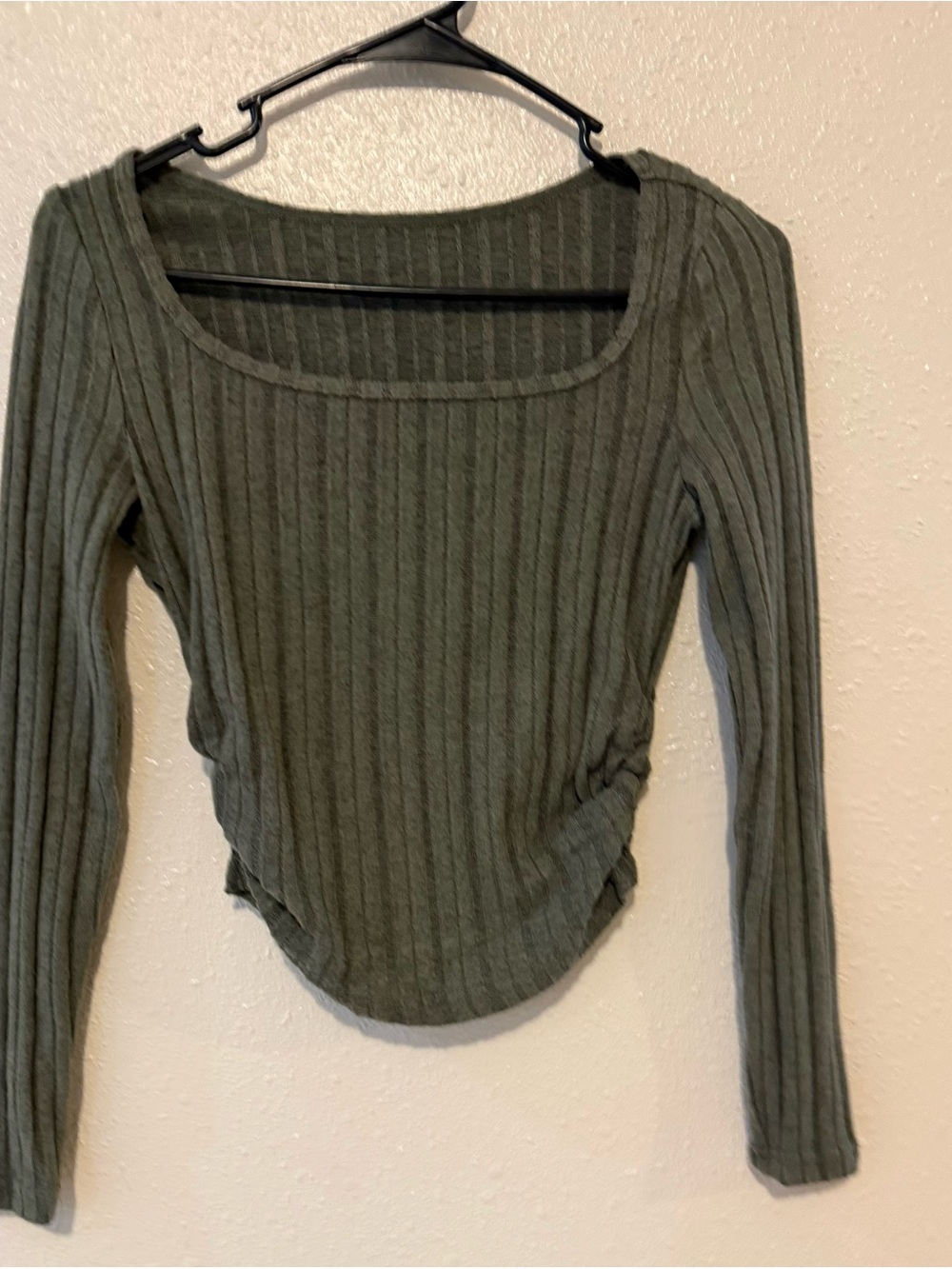 NWOT Women’s Ribbed Long-Sleeve Top - Olive Green